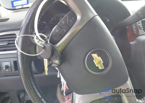 2014 Chevrolet Tahoe Ltz z USA, uszkodzony, nr VIN 1GNSCCE03ER106480